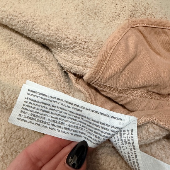 Abercrombie & Fitch Soft AF Tan Cropped Sweater - Picture 3 of 4